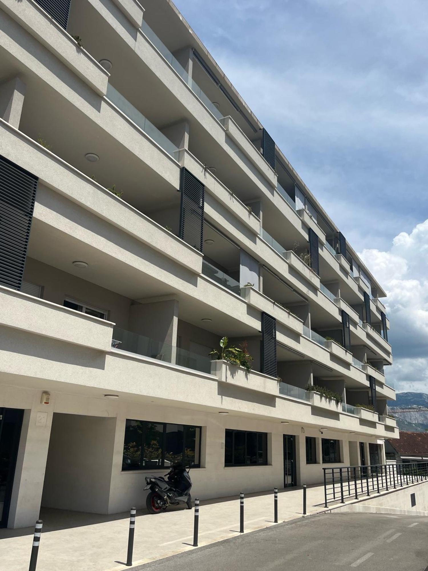 Luxury Apartment Rinos - Free Garage Parking Split Buitenkant foto